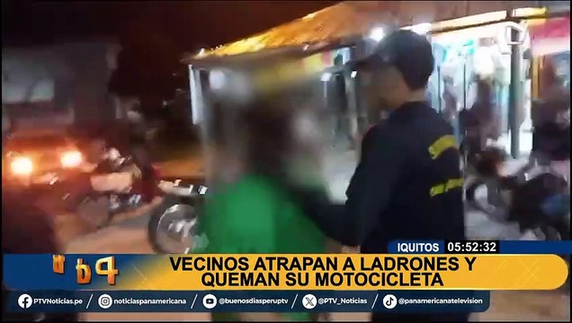 Iquitos: queman mototaxi de delincuentes que utilizaban a niños con habilidades especiales para robar