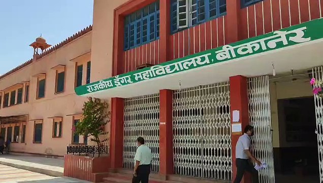 परीक्षाएं नजदीक, लेकिन कॉलेजों में कोर्स अभी तक नहीं पूरा