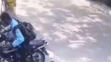 झोटवाड़ा: दिनदहाड़े पार्किंग से बाइक चोरी ,सीसीटीवी में कैद हुई वारदात