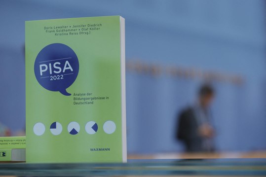 Rapport Pisa : le niveau des élèves chute en mathématiques et en français