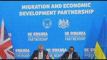 La Gran Bretagna firma un nuovo accordo per inviare migranti in Ruanda