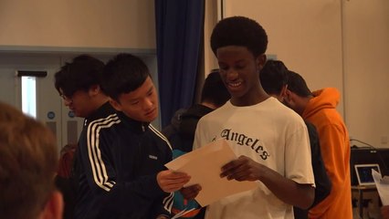 Sadiq Khan signs petition for UK to rejoin EU's Erasmus scheme