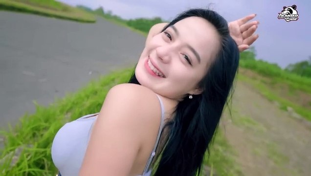 DJ REMIX VIRAL TIKTOK TERBARU 2023 - DJ EXPOSED X HERE JEDAG JEDUG FULL BASS PARGOY