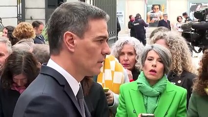 Sánchez espera reunirse con Feijóo este año y el PP no sabe nada de esa "hipotética reunión"
