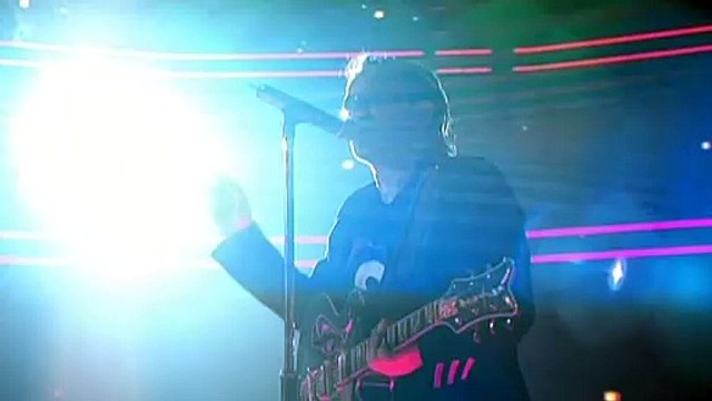 U2 — Zoo Station ● U2 - Vertigo 2005 // U2 Live From Chicago • by U2