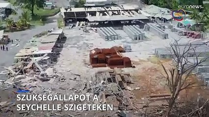 Robbanás, áradások – szükségállapot a Seychelle-szigeteken