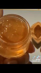 استمتع بترطيب عميق اكتشف جيل يحمل سر ترطيب فائق لبشرة ناعمة ورطبة بشكل فوري