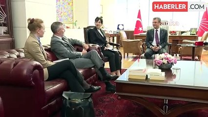 Özgür Özel, Norveç Büyükelçisi Andreas Gaarder'i CHP Genel Merkezi'nde Kabul Etti