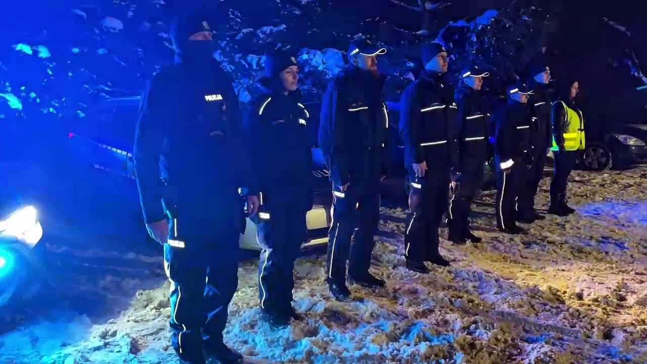 20231205_krzysiekkrajewski_Policjanci oddali hołd zmarłym kolegom