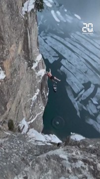 Norvège : Il saute d'une falaise de 40.5 m de haut dans l'eau glacée et bas un record #shorts