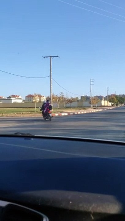 تسركيلة خفيفة فالحاجب