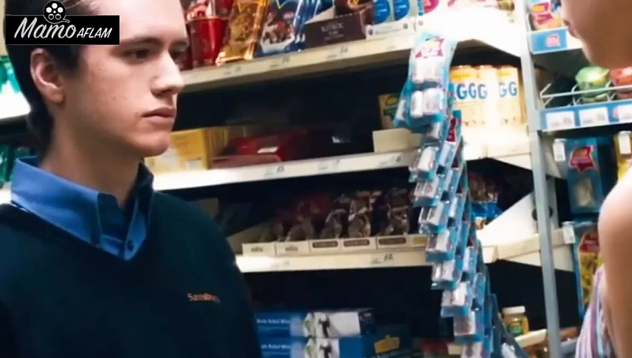 شاب بيوقف الوقت وبيجمد الناس وبيستغلهم وبيعمل الي هو عايزو ملخص فيلم