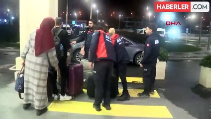 Gazze'den tahliye edilen Türk vatandaşları İstanbul'a geldi