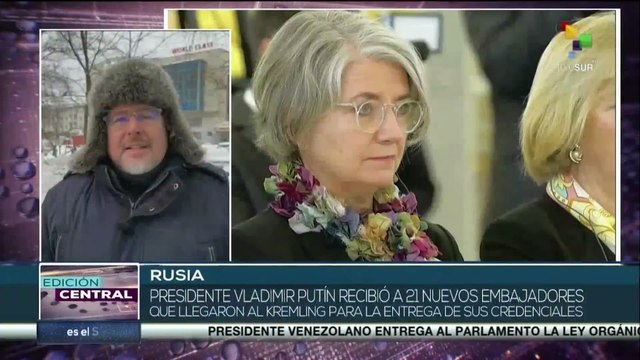 Rusia: Pdte. Vladímir Putin recibió 21 nuevos embajadores