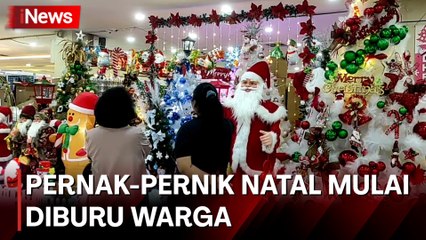 Menyambut Natal, Pernak-Pernik di Pasar Atom Surabaya Mulai Ramai