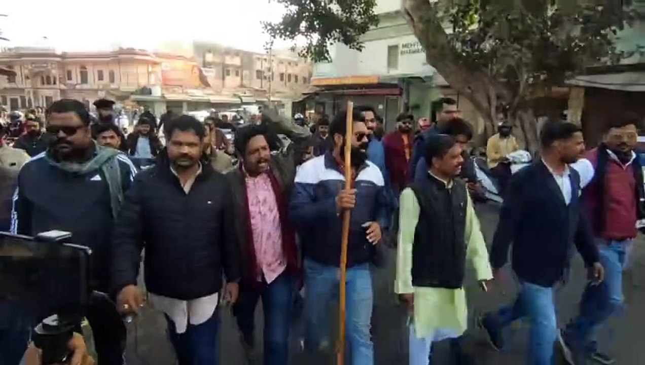 Ajmer Bandh: सड़कों पर करणी सेना, अजमेर में बंद...