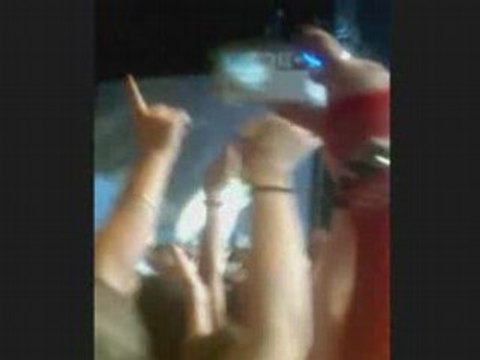 Tokio Hotel - 3 Mars - Fin du concert - Gustav