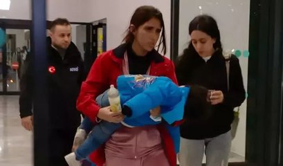 Gazze'den tahliye edilen 68 kişi İstanbul'da