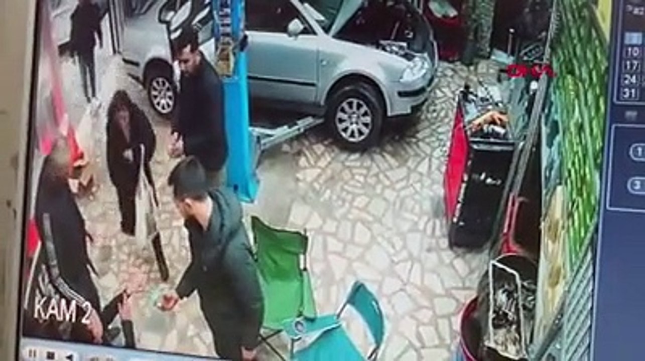 İETT otobüsünde biber gaz sıktı