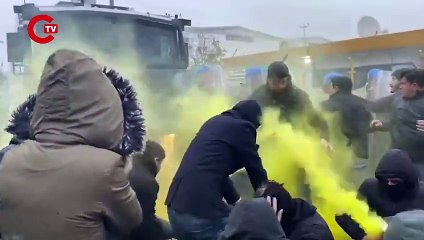 Özak Tekstil işçileri 10 gündür direniyor: Jandarmadan coplu, biber gazlı 'müdahale'