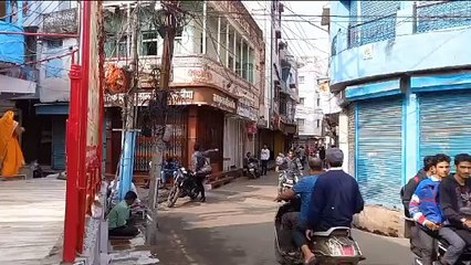 हत्या के विरोध में बांसवाड़ा बंद, निकाली रैली, किया प्रदर्शन