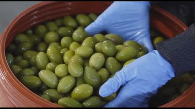 Made in Italy e sostenibilità, olive Ficacci e un nuovo packaging