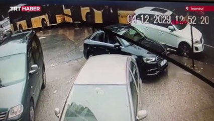 İETT otobüsünde biber gazı sıktı
