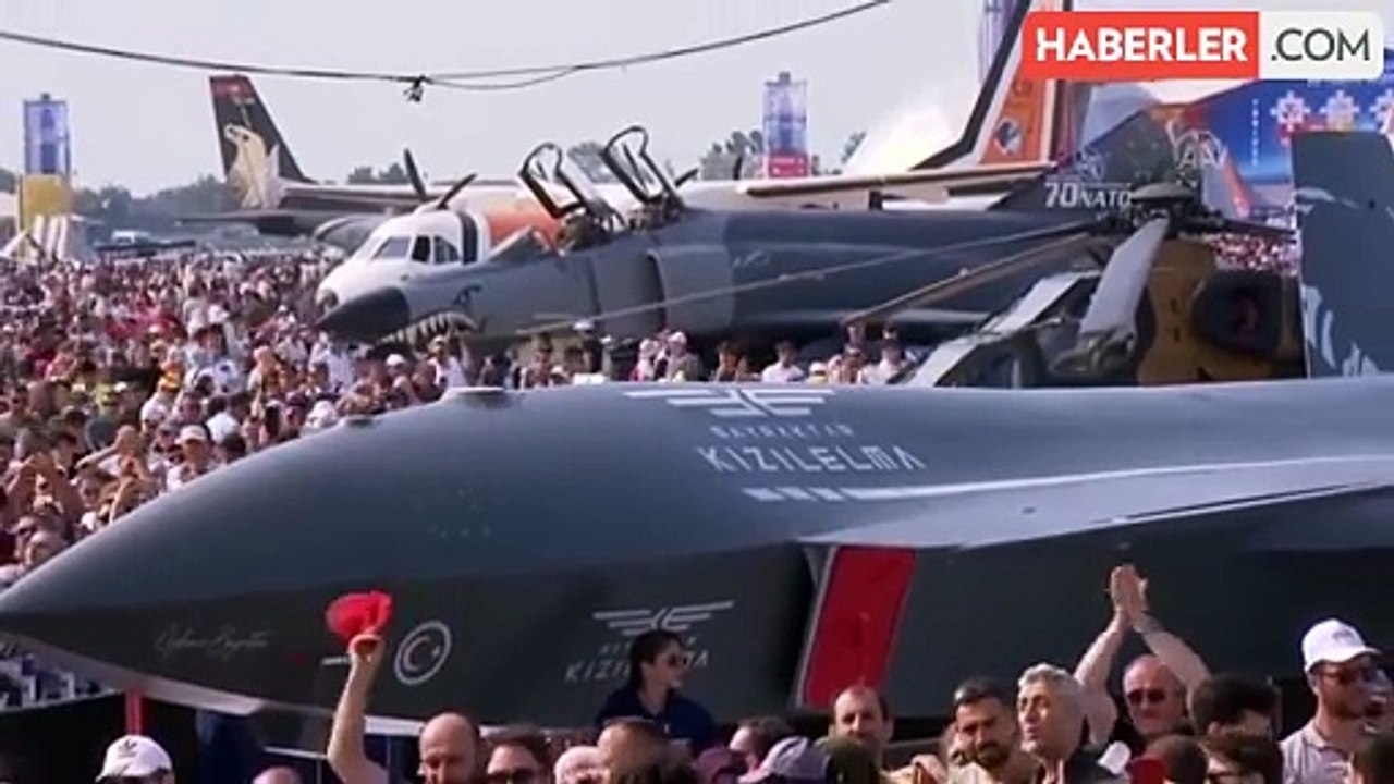 Yunan gazeteci Cumhurbaşkanı Erdoğan'a "Bir gece ansızın gelebiliriz" sözlerini sordu: Bu sözden bizi tehdit edenler çekinmeli