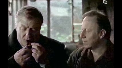 Les enquêtes du commissaire Maigret ''MAIGRET A L'ECOLE''