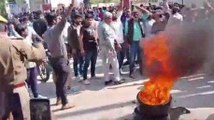 सिरोही: रेवदर के आबूरोड में सुखदेव सिंह की हत्या के विरोध में प्रदर्शन