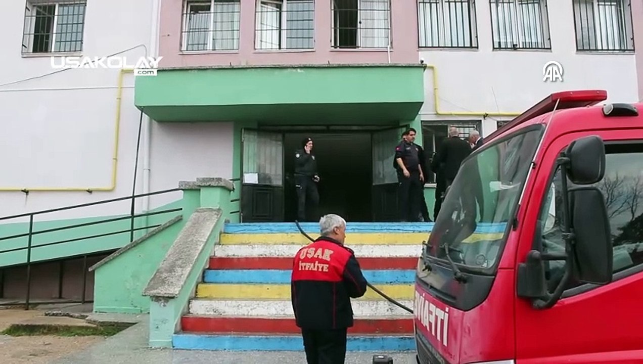 Uşak'ta Bir Okulda Yangın Çıktı