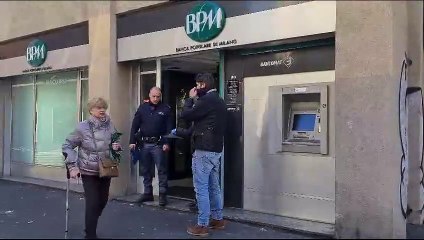 Milano, rapina alla filiale Bpm di piazza Salgari