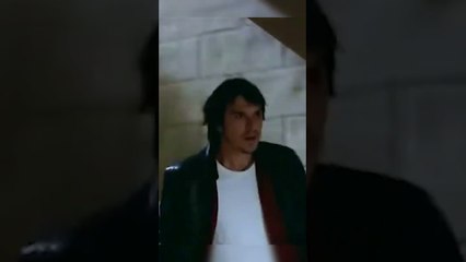 Evi Terk Etti!   Beyaz Gelincik #shorts