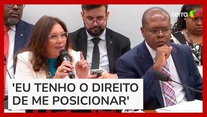 Silvio Almeida bate-boca com Bia Kicis após ser interrompido em resposta: 'Não vou aguentar ofensas'