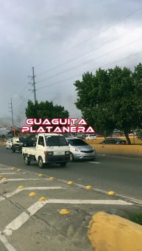 Parada del km 9 y Estacion del Metro autopista Duarte