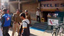 करणी सेना प्रमुख की हत्या के विरोध में बंद कराई दुकानें