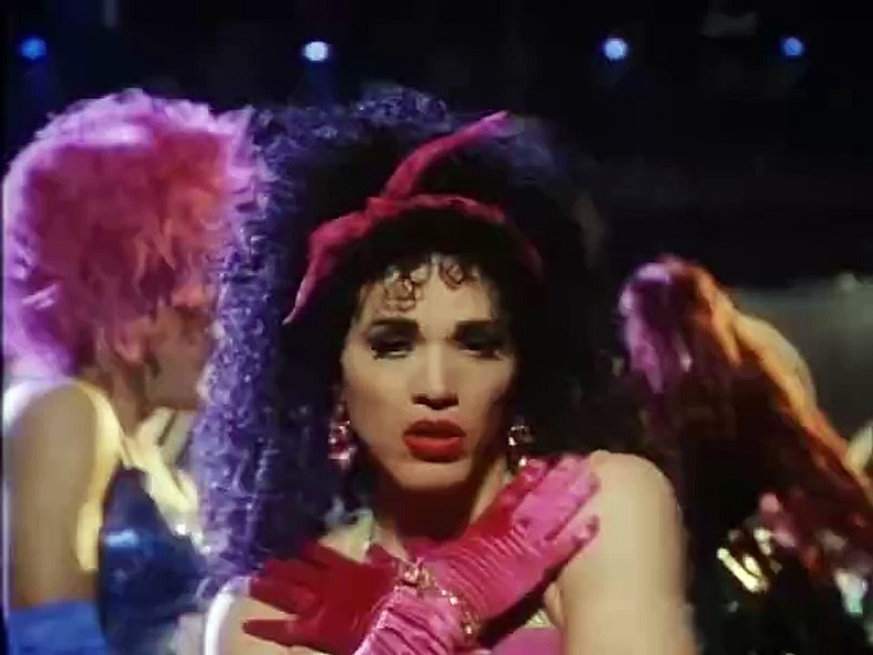 Extravagances Bande annonce VO