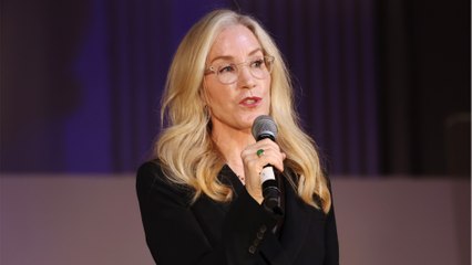 GALA VIDEO - Felicity Huffman (Desperate Housewives) : trois ans après sa sortie de prison, elle prend la parole
