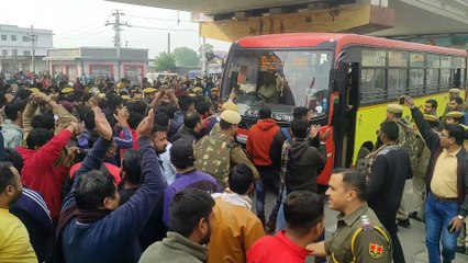 Video...श्री राष्ट्रीय राजपूत करणी सेना ने किया विरोध प्रदर्शन