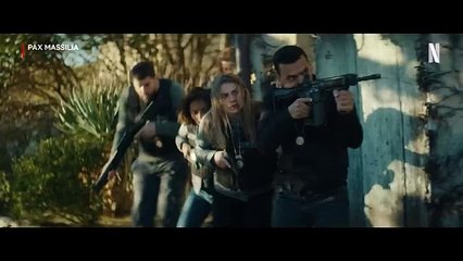 Bande-annonce de Pax Massilia. A peine sa série mise en ligne sur Netflix, ce créateur se lâche sur ses équipes : "Ce sont des branleurs qui..."