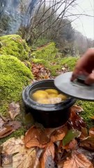 Doğal Odun Ateşinde Patatesli Peynirli Gözleme - natural campfire pancake with potatoes and cheese