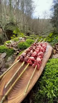 Gömlek Yağında Kuzu Ciğer Şiş Kebabı - lamb liver sish kebab in lamb caul fat