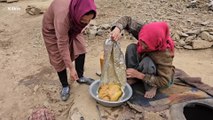 How do the nomads cook bread and food in the mountains- Cooking chicken in nomadic style