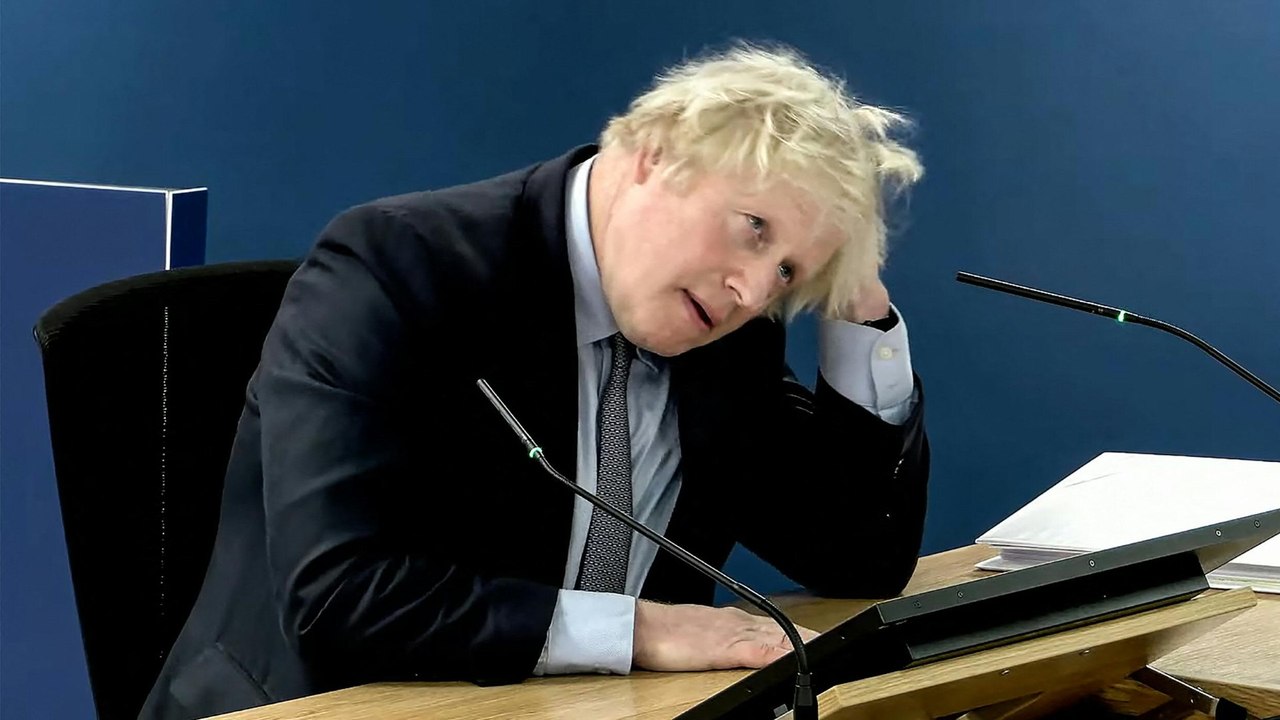 Boris Johnson entschuldigt sich für Pandemiepolitik