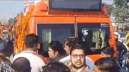सीकर: सुखदेव गोगामेडी की पार्थिव देह पहुंची, राजपूत समाज सहित अन्य लोगों ने दी श्रद्धांजलि