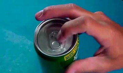 Astuce pour ouvrir une canette sans utiliser la languette