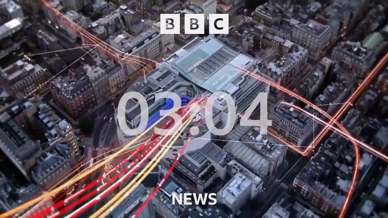 Une présentatrice de la BBC fait un doigt d'honneur en direct à la télévision