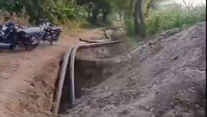 बड़वानी: पेयजल लाइन के चलते ग्रामीण हो रहे परेशान,जानिए क्या है कारण