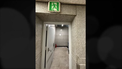 소화기 없고 방화문 활짝...대형쇼핑몰 여전히 화재 취약 / YTN