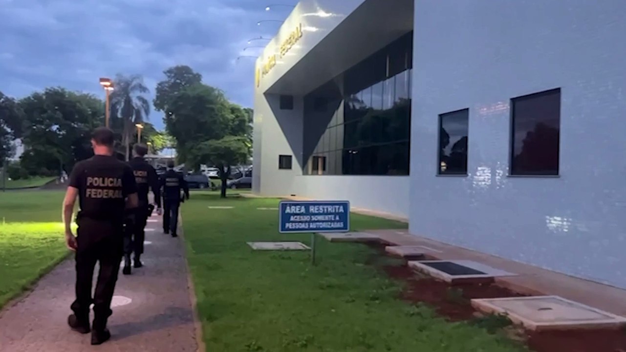 PF deflagra Operação em repressão ao tráfico internacional de drogas e armas na Fronteira; mandados são cumpridos em Cascavel